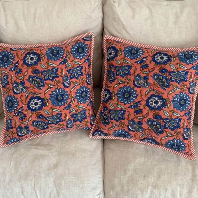 Ishq Bagh Cushion Cover